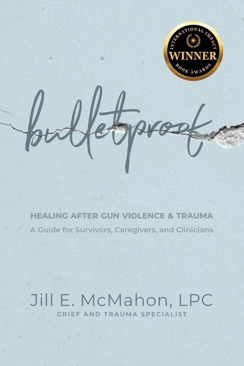 Produktbild: Bulletproof--Healing After Gun Violence & Trauma