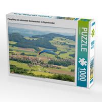 Produktbild: CALVENDO Puzzle Paragliding bei sch&ouml;nstem Sonnenschein im Rupertiwinkel. | 1000 Teile Lege-Gr&ouml;&szlig;e 64x48cm Foto-Puzzle f&uuml;r gl&uuml;ckliche Stunden