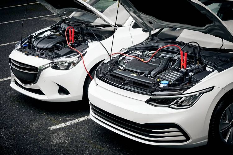 Produktbild: Osram Automotive BATTERYstart STARTER CABLE 300A Starthilfekabel 16 mm&sup2; Aluminium (kupferbeschichtet) 3 m mit Kunststoffzangen