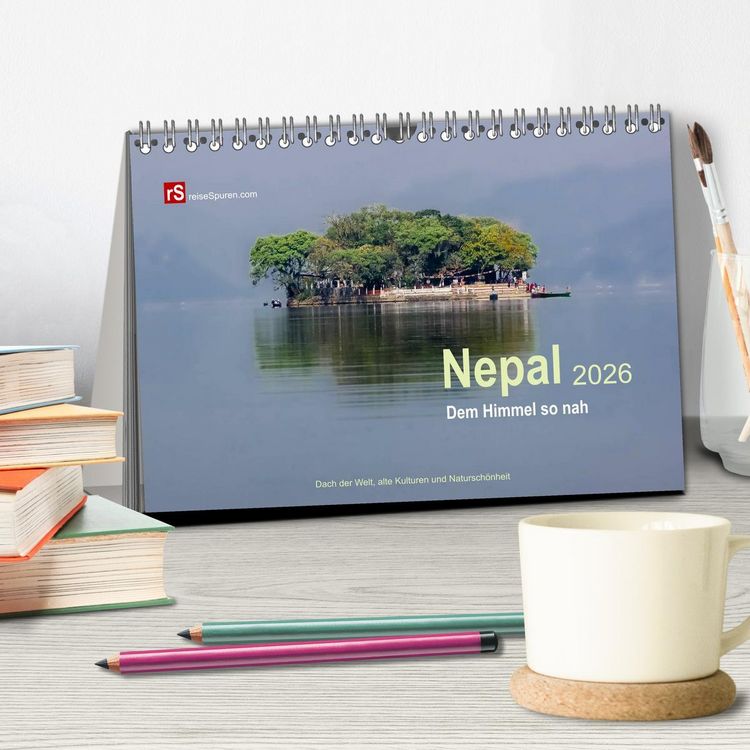 Produktbild: Nepal 2026 - Dem Himmel so nah (Tischkalender 2026 DIN A5 quer), CALVENDO Monatskalender