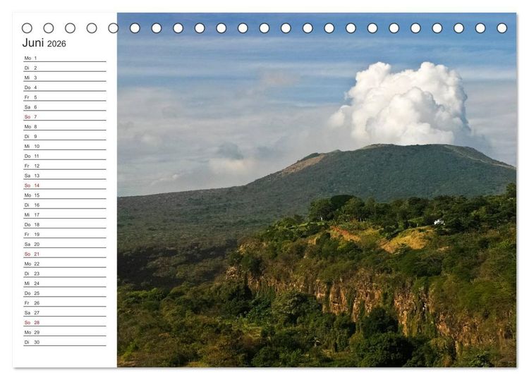 Produktbild: Nicaragua - Vulkane und Kolonialarchitektur (Tischkalender 2026 DIN A5 quer), CALVENDO Monatskalender