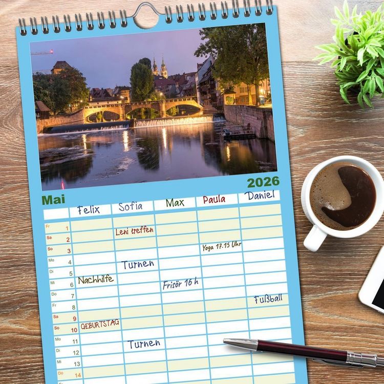 Produktbild: Familienplaner 2026 - Bayern bei Nacht mit 5 Spalten (Wandkalender, 21 x 45 cm) CALVENDO