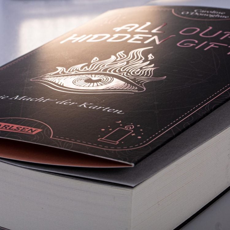 Produktbild: All Our Hidden Gifts - Die Macht der Karten (All Our Hidden Gifts 1)