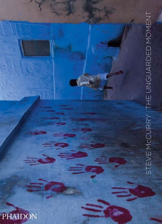 Produktbild: Steve McCurry; The Unguarded Moment