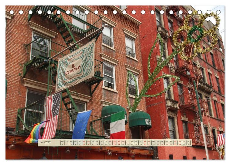 Produktbild: Streets of New York - Zu Fu&szlig; durch die Metropole der Superlative (Tischkalender 2026 DIN A5 quer), CALVENDO Monatskalender