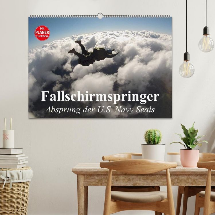 Produktbild: Fallschirmspringer. Absprung der U.S. Navy Seals (Wandkalender 2026 DIN A2 quer), CALVENDO Monatskalender