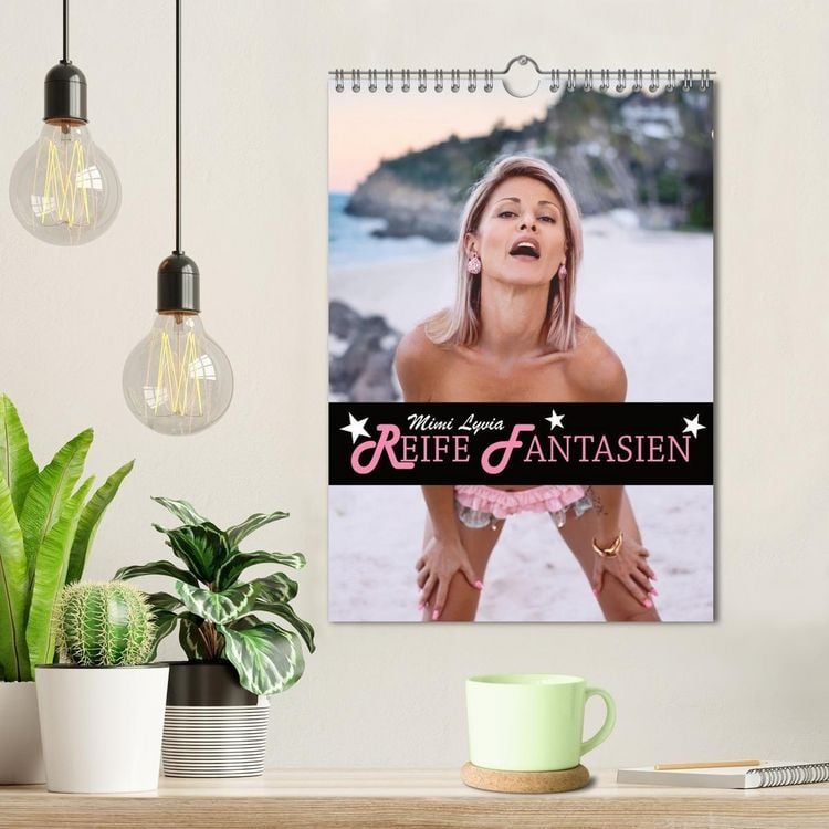 Produktbild: Reife Fantasien (Wandkalender 2027 DIN A4 hoch), CALVENDO Monatskalender