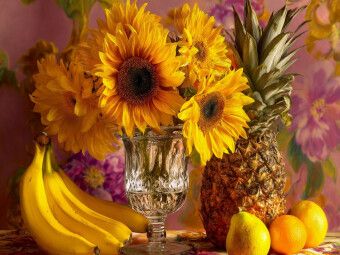 Produktbild: CALVENDO Puzzle Stillleben in Gelb mit Sonnenblumen, Bananen und Ananas | 1000 Teile Lege-Gr&ouml;&szlig;e 64x48cm Foto-Puzzle f&uuml;r gl&uuml;ckliche Stunden