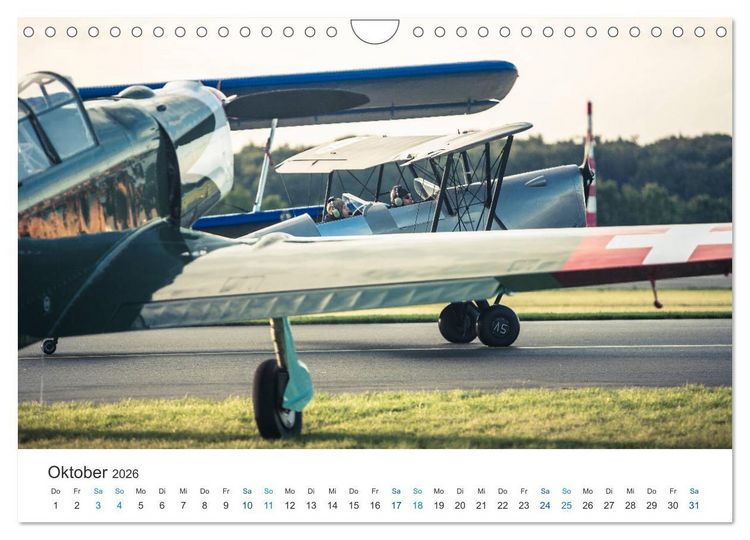 Produktbild: AVIATION CLASSICS seen by custompix.de (Wandkalender 2026 DIN A4 quer), CALVENDO Monatskalender