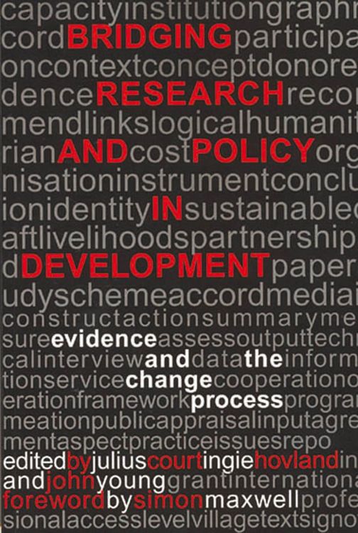 Produktbild: Bridging Research and Policy in Development