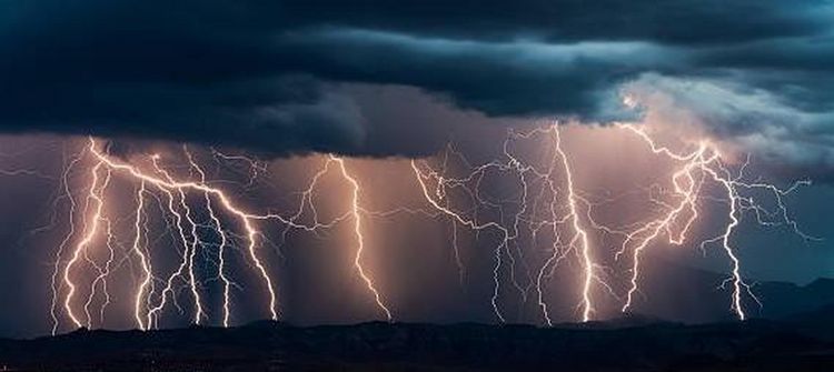 Produktbild: The eruption of thunder boomer's &copy;