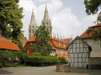 Produktbild: CALVENDO Puzzle Altstadt-Winkel in M&uuml;hlhausen (Th&uuml;ringen) | 1000 Teile Lege-Gr&ouml;&szlig;e 64x48cm Foto-Puzzle f&uuml;r gl&uuml;ckliche Stunden