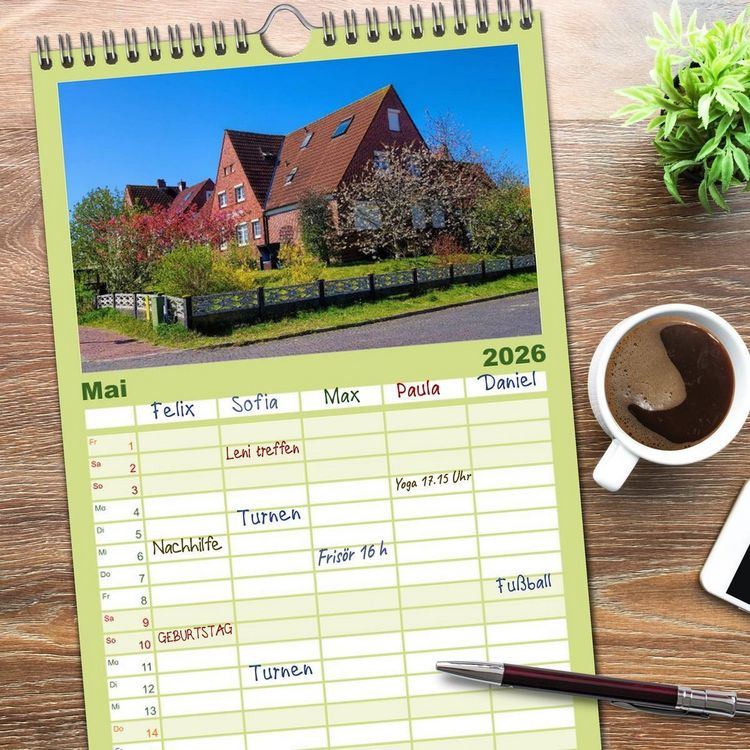 Produktbild: Familienplaner 2026 - Langeoog - Sch&ouml;nste Insel Ostfrieslands mit 5 Spalten (Wandkalender, 21 x 45 cm) CALVENDO