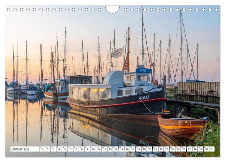 Produktbild: Schiff und Segel - HIDDENSEE (Wandkalender 2026 DIN A4 quer), CALVENDO Monatskalender