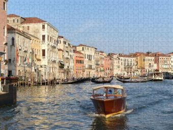Produktbild: CALVENDO Puzzle Wassertaxi auf dem Canal Grande in Venedig | 1000 Teile Lege-Gr&ouml;&szlig;e 64x48cm Foto-Puzzle f&uuml;r gl&uuml;ckliche Stunden