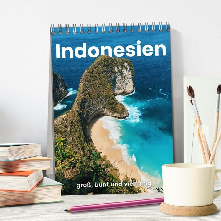 Produktbild: Indonesien - gro&szlig;, bunt und vielf&auml;ltig. (Tischkalender 2026 DIN A5 hoch), CALVENDO Monatskalender