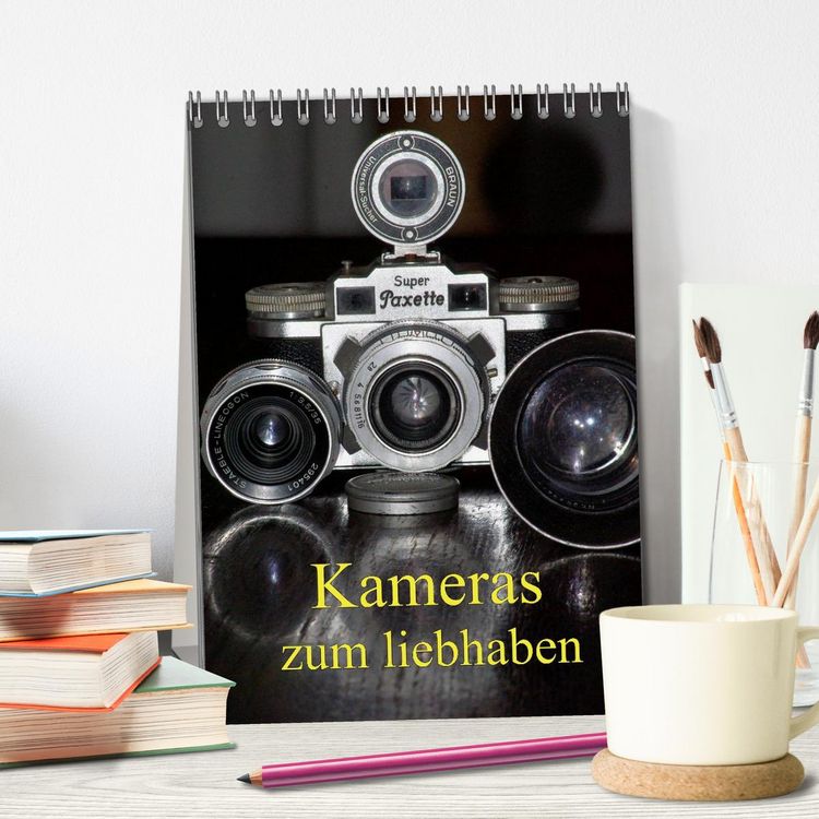 Produktbild: Kameras zum liebhaben (Tischkalender 2026 DIN A5 hoch), CALVENDO Monatskalender