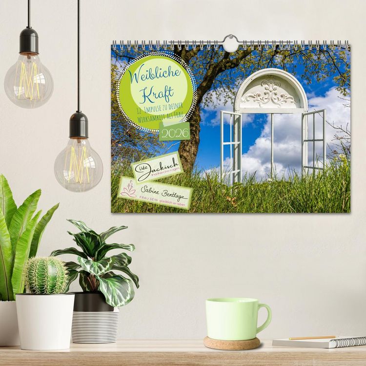 Produktbild: Weibliche Kraft - 12 Impulse zu deiner Wirksamkeit als Frau (Wandkalender 2026 DIN A4 quer), CALVENDO Monatskalender