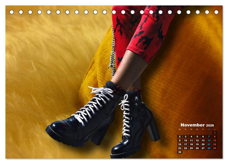 Produktbild: High Heels - Hohe Abs&auml;tze machen lange Beine (Tischkalender 2026 DIN A5 quer), CALVENDO Monatskalender