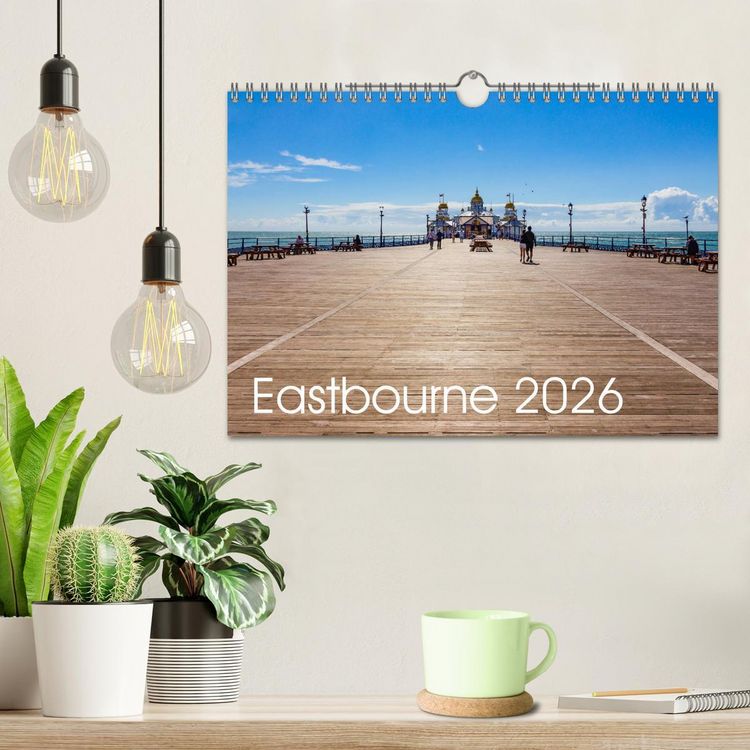 Produktbild: Eastbourne 2026 (Wall Calendar 2026 DIN A4 landscape), CALVENDO 12 Month Wall Calendar