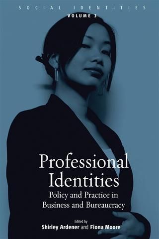 Produktbild: Professional Identities