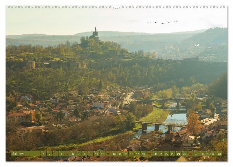 Produktbild: Veliko Tarnovo - Die romantischste Stadt Bulgariens (hochwertiger Premium Wandkalender 2026 DIN A2 quer), Kunstdruck in Hochglanz