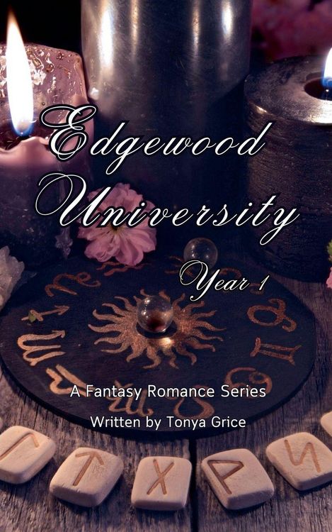Produktbild: Edgewood University Year 1