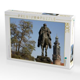 Produktbild: CALVENDO Puzzle Carl-August-Denkmal und Schlo&szlig;turm in Weimar | 1000 Teile Lege-Gr&ouml;&szlig;e 64x48cm Foto-Puzzle f&uuml;r gl&uuml;ckliche Stunden