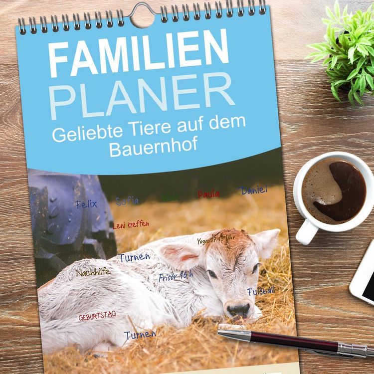 Produktbild: Familienplaner 2026 - Geliebte Tiere auf dem Bauernhof mit 5 Spalten (Wandkalender, 21 x 45 cm) CALVENDO