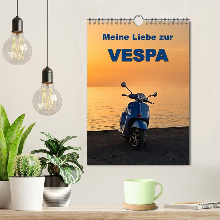 Produktbild: Die Liebe zur Vespa (Wandkalender 2026 DIN A4 hoch), CALVENDO Monatskalender