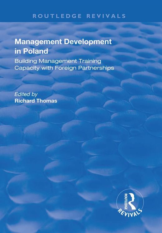 Produktbild: Management Development in Poland