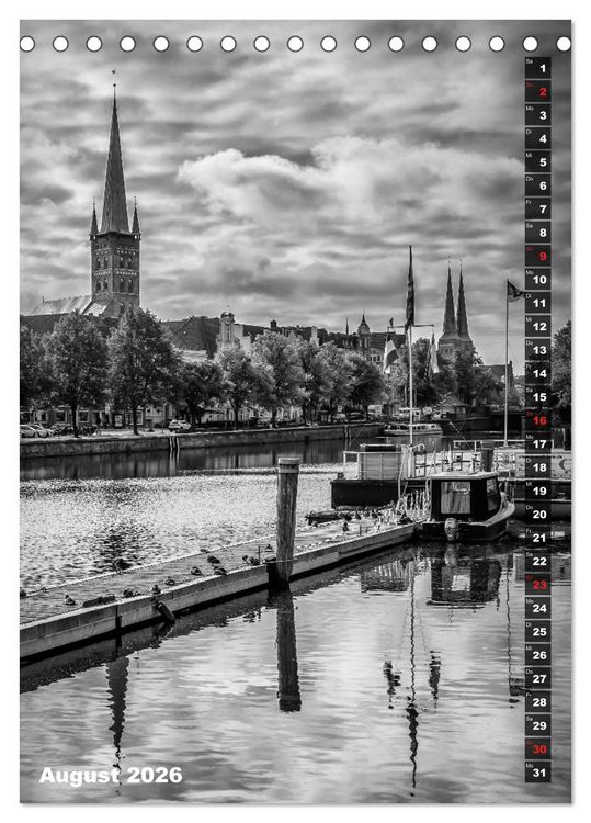 Produktbild: L&Uuml;BECK Monochrome Momente (Tischkalender 2026 DIN A5 hoch), CALVENDO Monatskalender