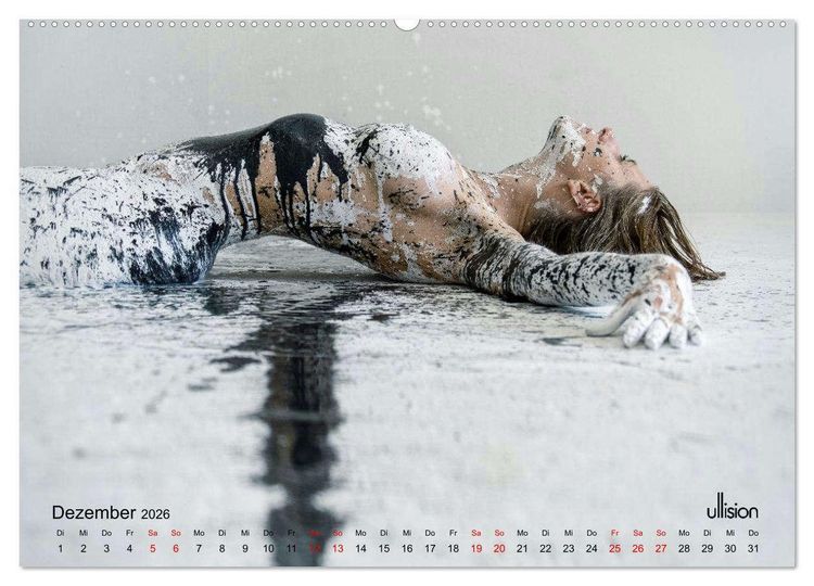 Produktbild: Akt in Farbe &ndash; schwarzwei&szlig; (hochwertiger Premium Wandkalender 2026 DIN A2 quer), Kunstdruck in Hochglanz