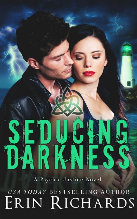Produktbild: Seducing Darkness (Psychic Justice, #4)