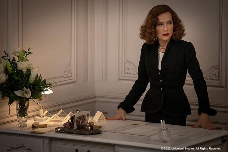 Produktbild: Mrs. Harris und ein Kleid von Dior
