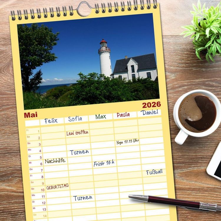 Produktbild: Familienplaner 2026 - Leuchtt&uuml;rme PUR mit 5 Spalten (Wandkalender, 21 x 45 cm) CALVENDO