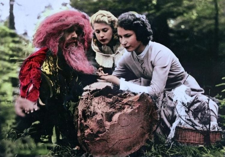 Produktbild: Schneewei&szlig;chen und Rosenrot (1955) (Filmjuwelen / Schongerfilm-M&auml;rchen)