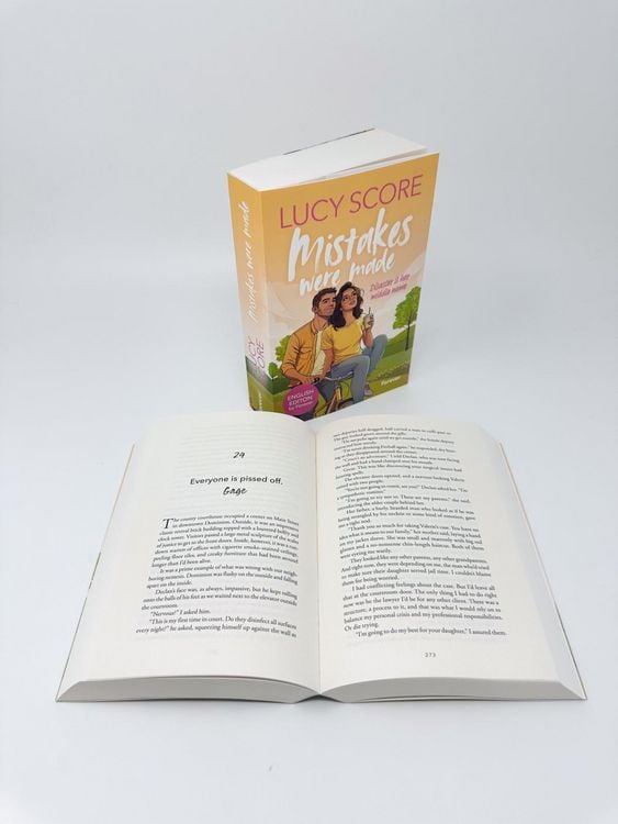 Produktbild: Mistakes were Made. English Edition by Forever
