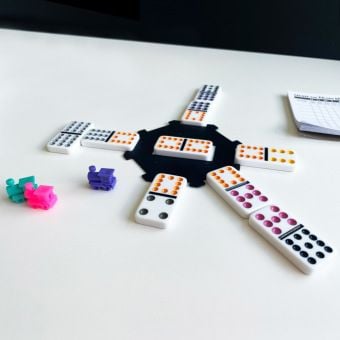 Produktbild: Mexican Train Dominoes