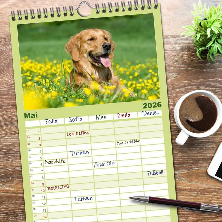 Produktbild: Familienplaner 2026 - Golden Retriever mit 5 Spalten (Wandkalender, 21 x 45 cm) CALVENDO