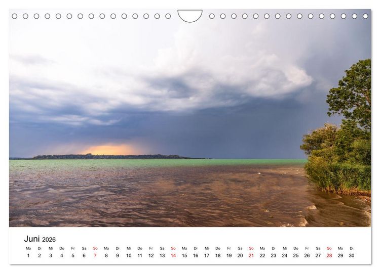 Produktbild: Traumhafter Chiemsee - eine kalendarische Reise (Wandkalender 2026 DIN A4 quer), CALVENDO Monatskalender