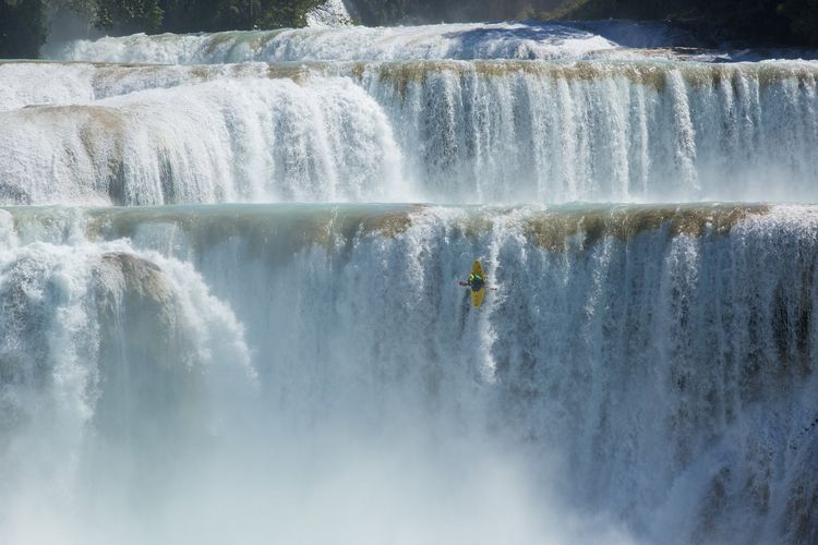Chasing Niagara
