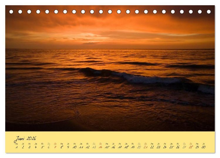 Produktbild: Nordsee &ndash; D&uuml;nen, Sand, Wasser und Wolken (Tischkalender 2026 DIN A5 quer), CALVENDO Monatskalender