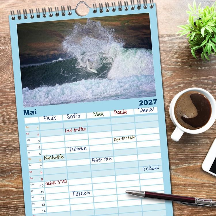 Produktbild: Familienplaner 2027 - Faszination Surfen mit 5 Spalten (Wandkalender, 21 x 45 cm) CALVENDO
