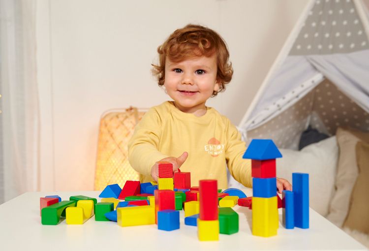 Produktbild: Eichhorn bunte Holzbausteine