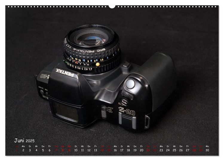 Produktbild: Legend&auml;re Kameras der Marke Pentax (hochwertiger Premium Wandkalender 2025 DIN A2 quer), Kunstdruck in Hochglanz