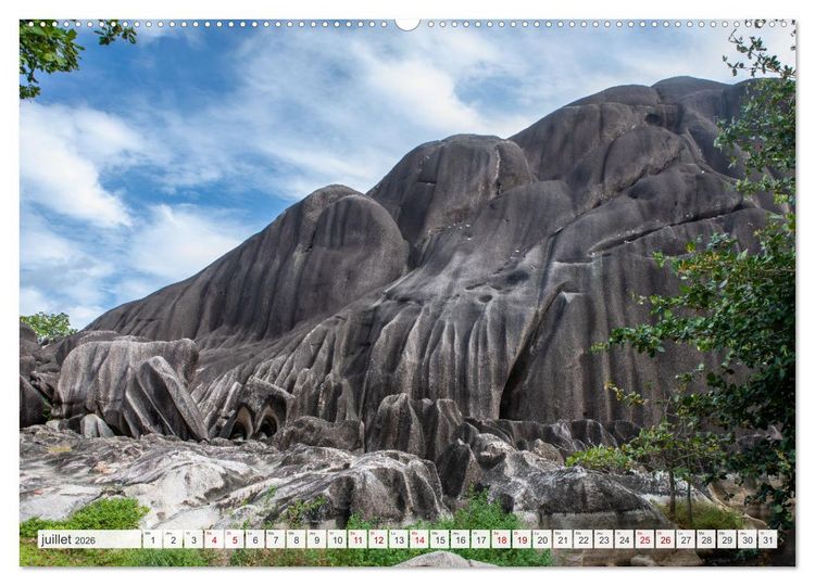 Produktbild: Seychelles - Des &icirc;les de r&ecirc;ve dans l'oc&eacute;an Indien (Calendrier mural 2026 DIN A2 vertical) calendrier de bureau