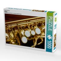 Timebreakers 1000 Teile Puzzle – Motiv 'Leni Prüft Funksignal', 48x64 Cm, Von CALVENDO