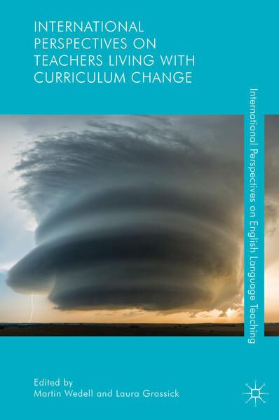 Produktbild: International Perspectives on Teachers Living with Curriculum Change