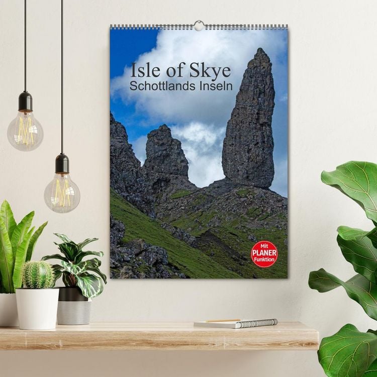 Produktbild: Isle of Skye - Schottlands Inseln - Familienplaner (Wandkalender 2026 DIN A2 hoch), CALVENDO Monatskalender
